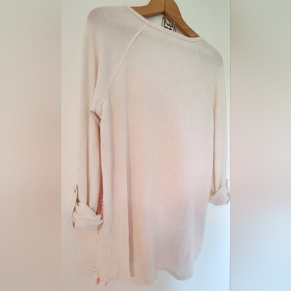 Maurices Cream/Coral geometric design Long sleeve/three quarter sleeve top, XL - Picture 4 of 7